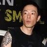 地震一刻值班员果断拦停列车